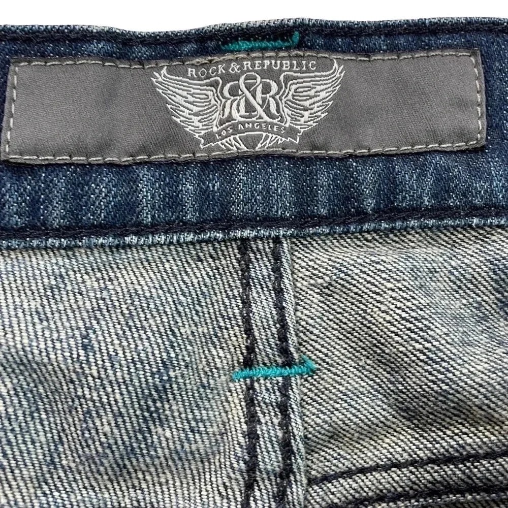 Rock & Republic Boot Embellished Pocket Jeans • 36 • Button Fly • Teal stitching - Picture 4 of 10